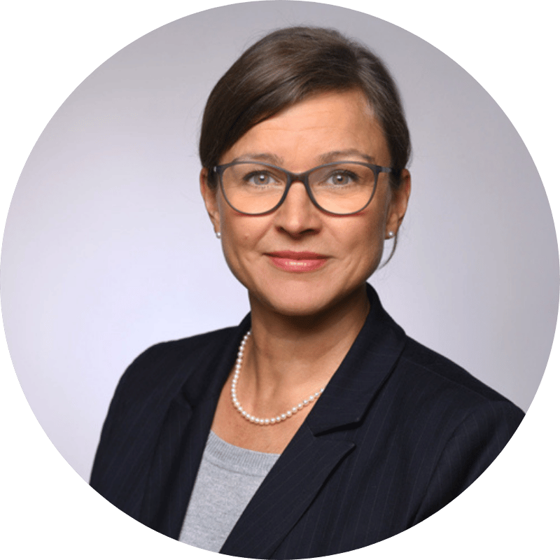 Dr. Anja Seele headshot